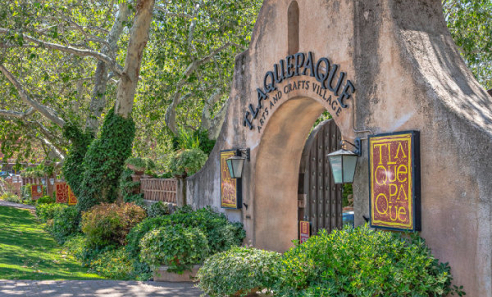 Tlaquepaque Arts & Shopping Village