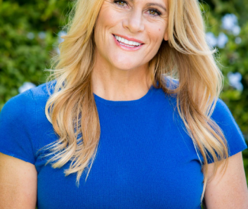 photo of Robyn Benicasa